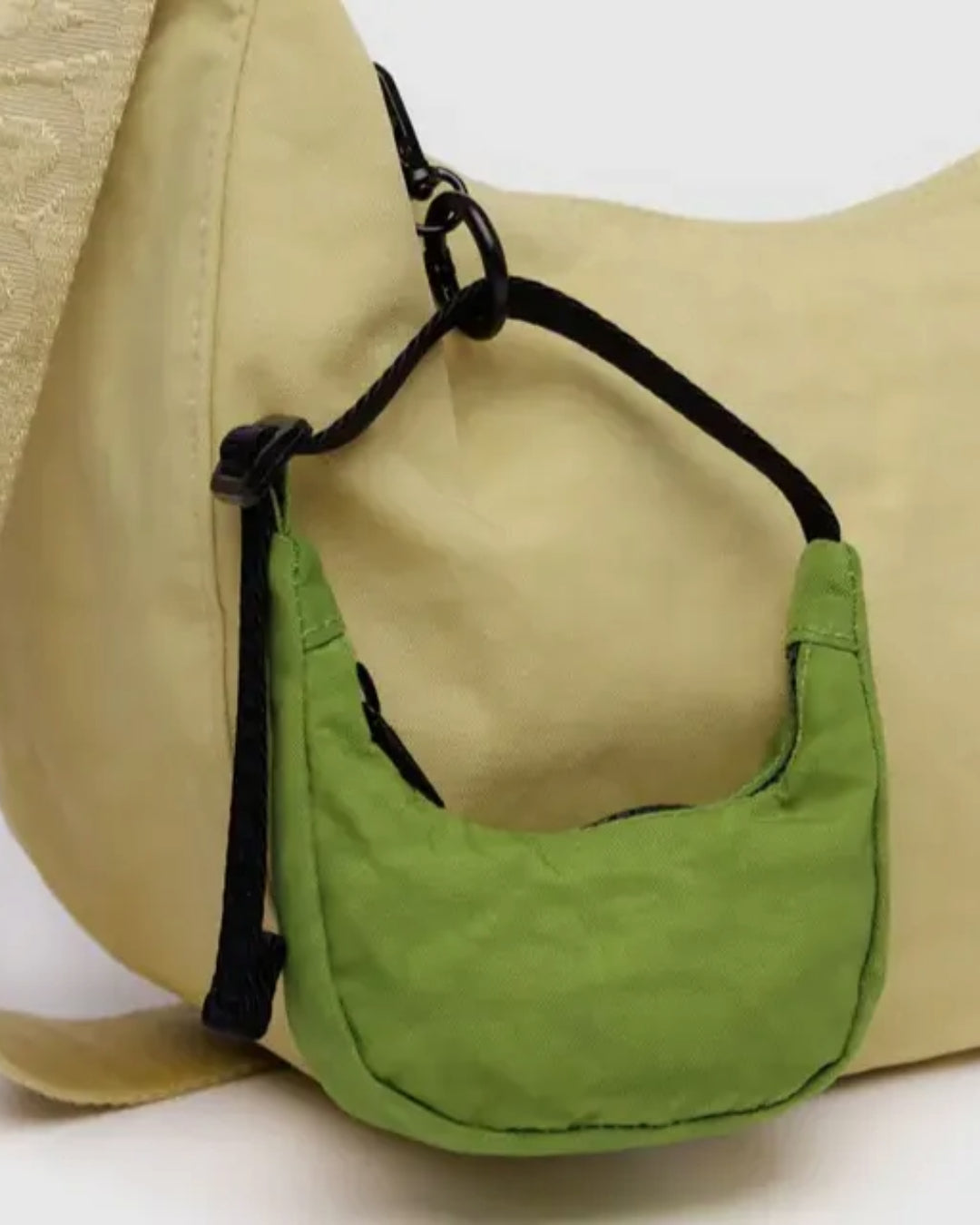 美國｜BAGGU Crescent Bag Charm 迷你彎月包 / 鑰匙包吊飾 共三色