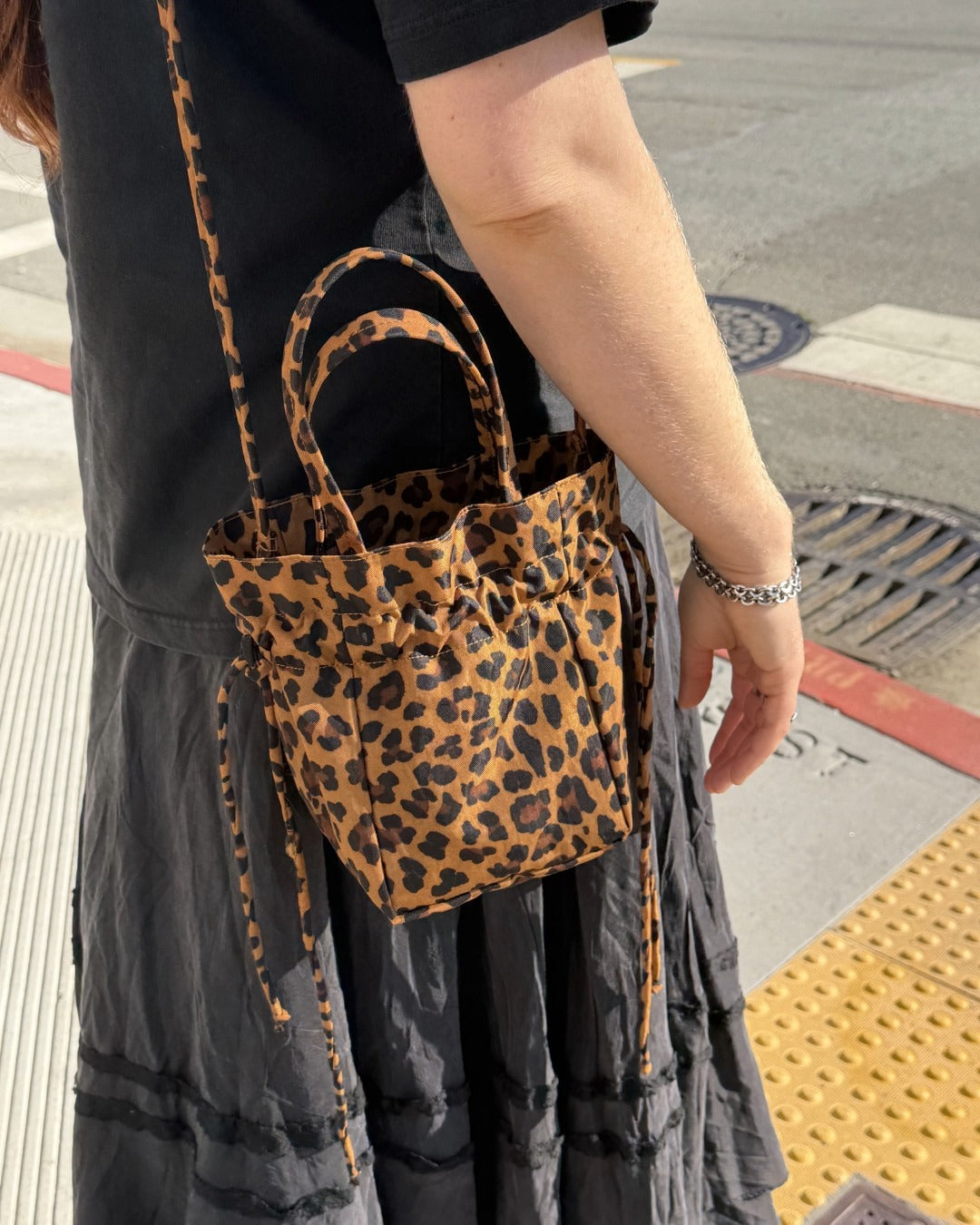 美國｜BAGGU Drawstring Bag 兩用束口水桶包 / 手提包 /  斜背包 共四色