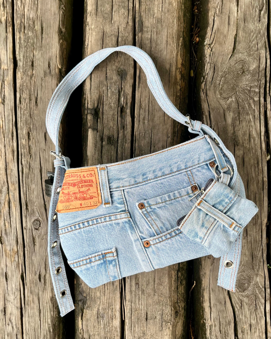 Remake Denim 手工改製LEVIS單寧包 / 牛仔包 / 斜背包 共兩款