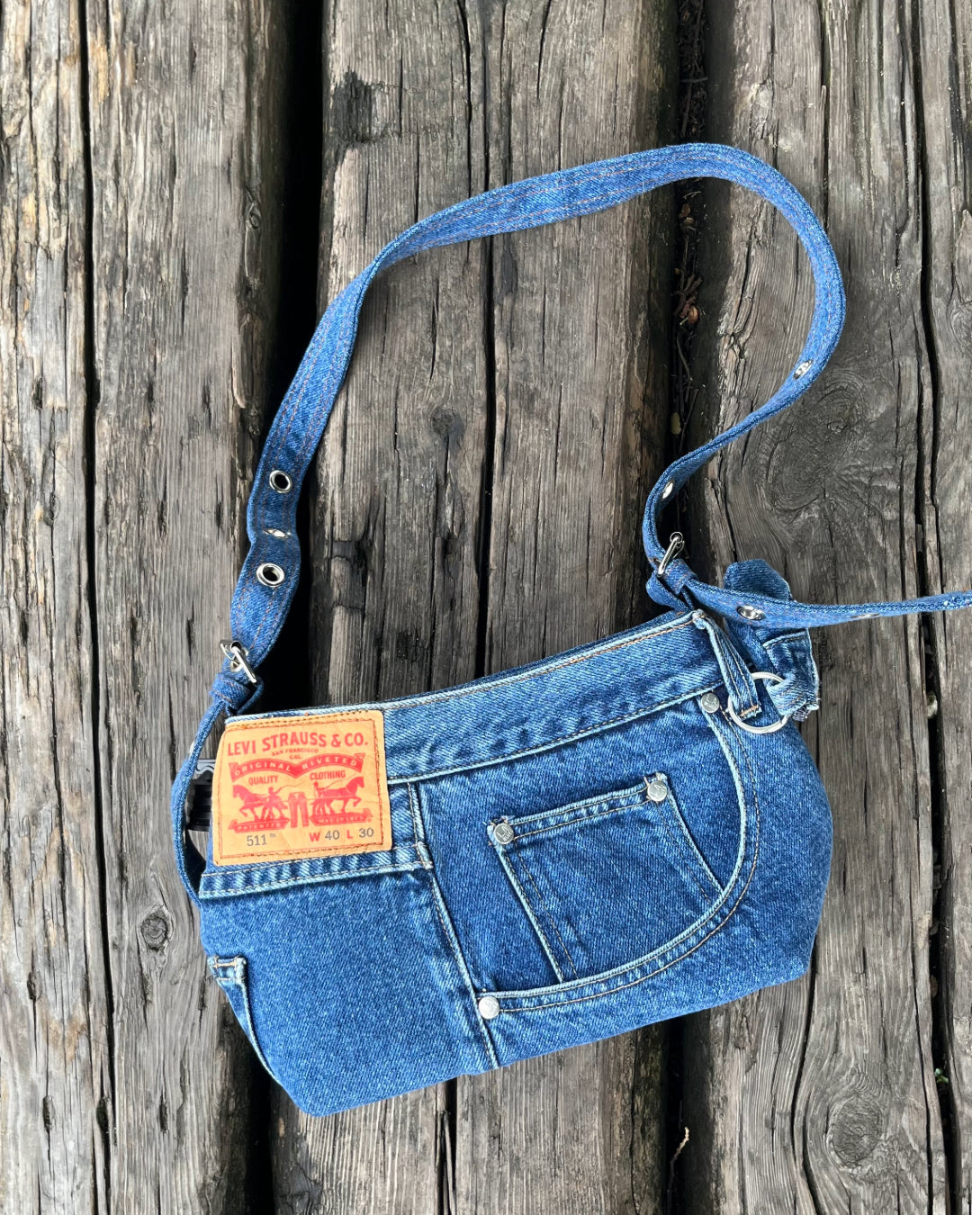 Remake Denim 手工改製LEVIS單寧包 / 牛仔包 / 斜背包 共兩款